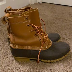 SIZE 7 LL BEAN BEAN BOOTS, GREAT CONDITION
